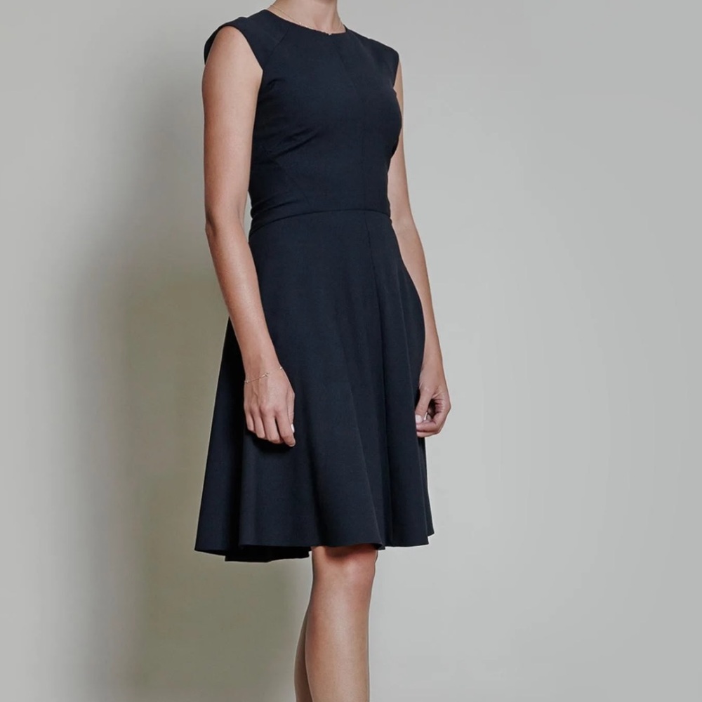 MM Lafleur The Toi Wool and Spandex Black A Line Classic Dress Size 6
